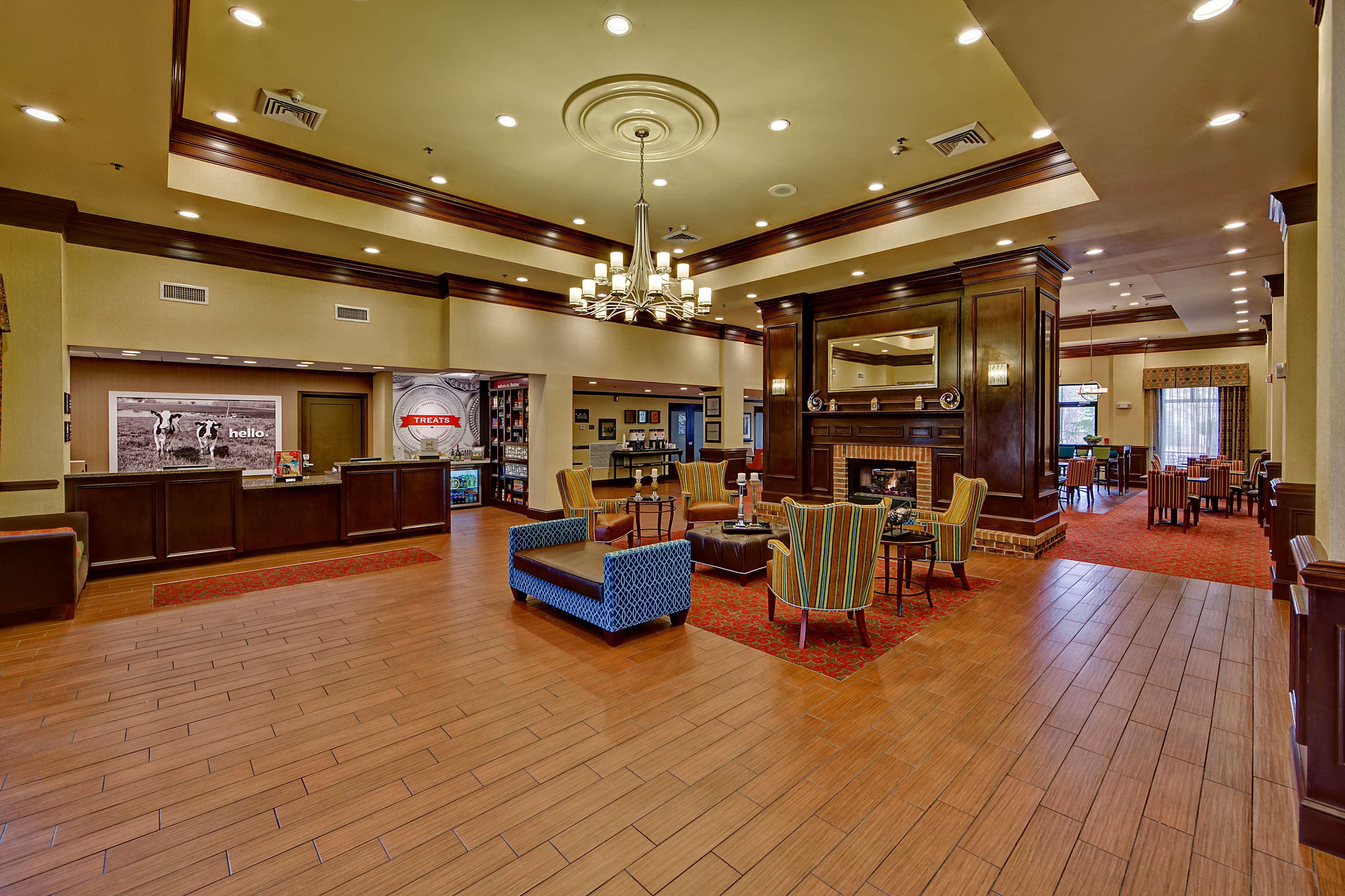 Hampton Inn And Suites Asheville Airport Флетчер Экстерьер фото