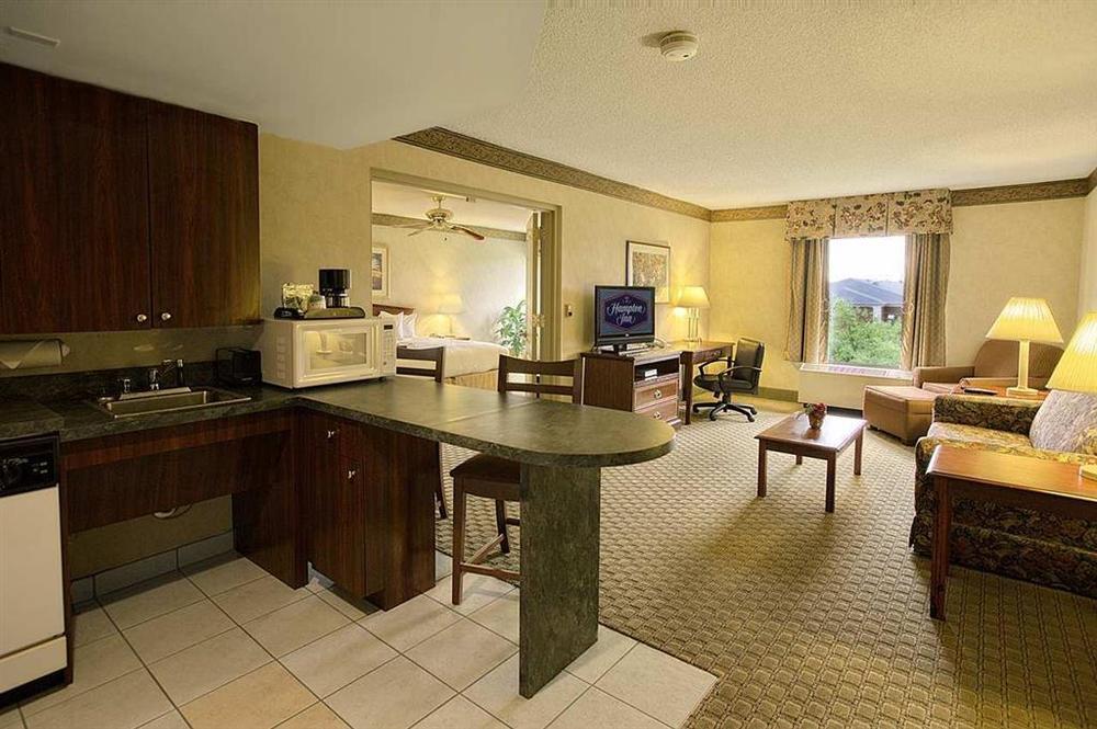 Hampton Inn And Suites Asheville Airport Флетчер Номер фото