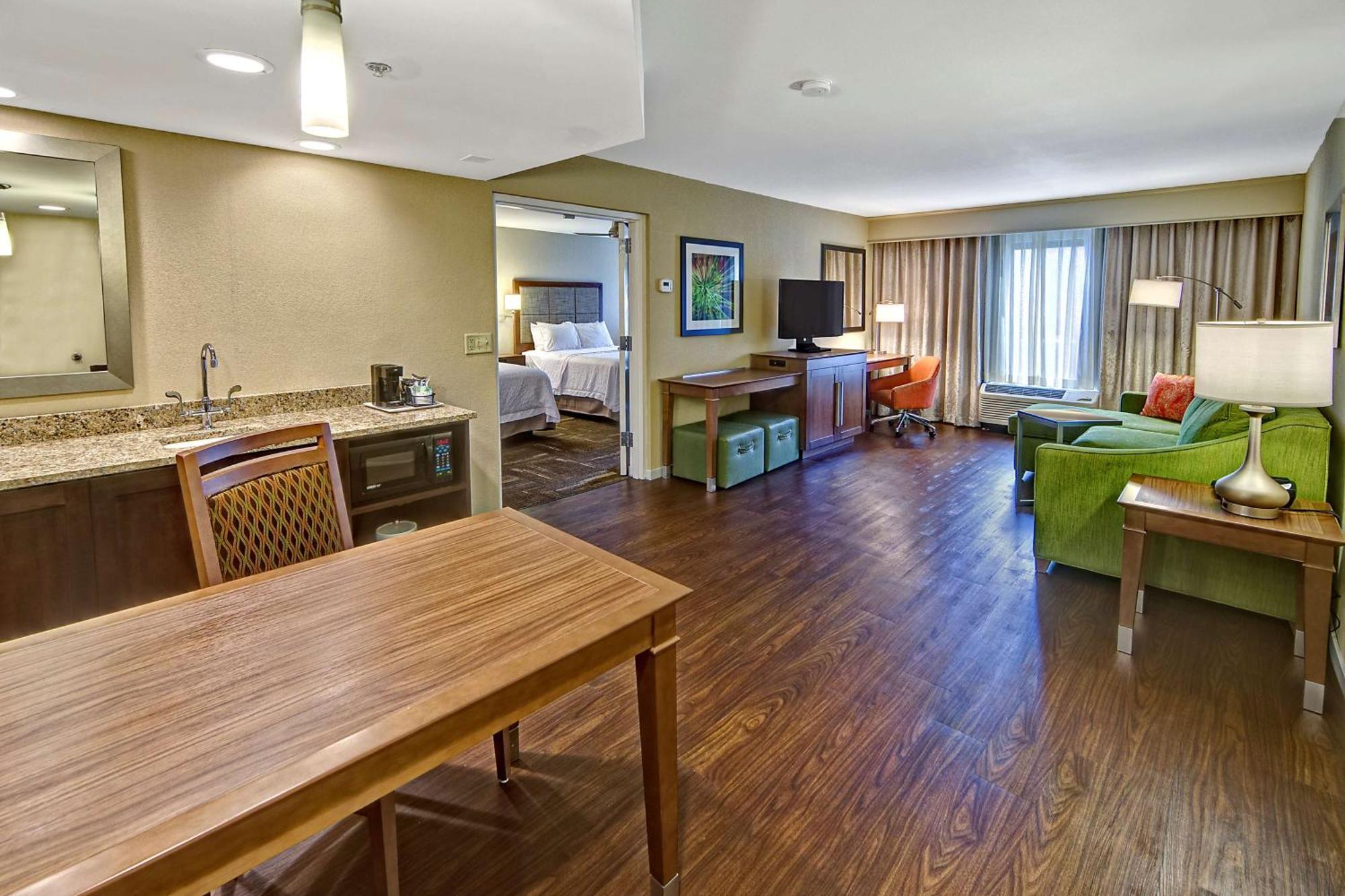 Hampton Inn And Suites Asheville Airport Флетчер Экстерьер фото