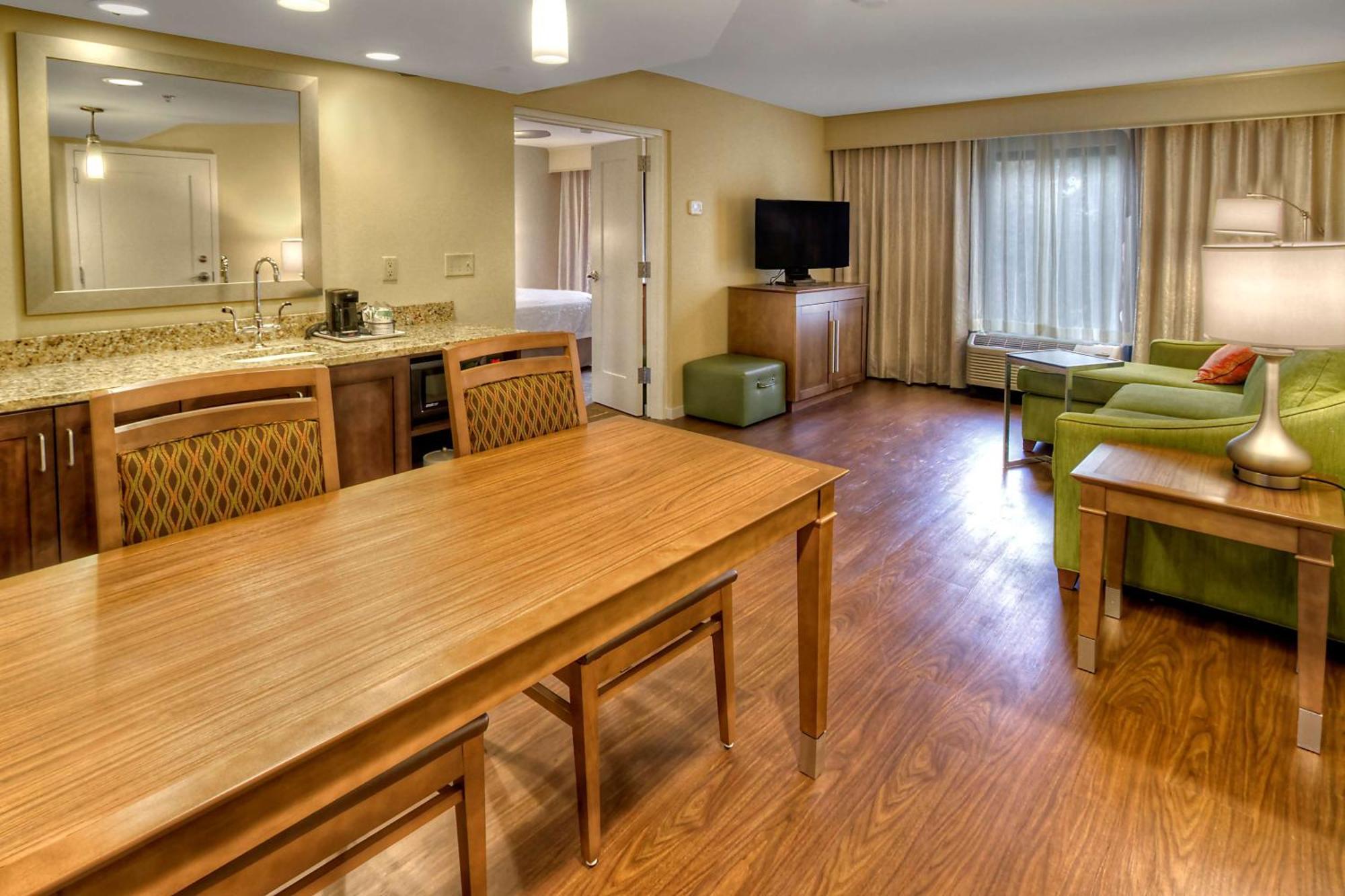 Hampton Inn And Suites Asheville Airport Флетчер Экстерьер фото